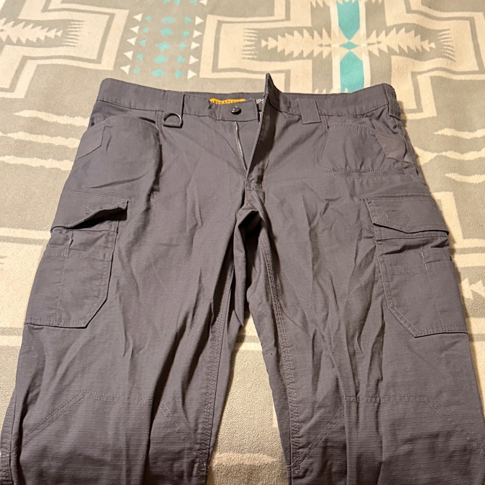 Men's Dark Gray Cargo Pants